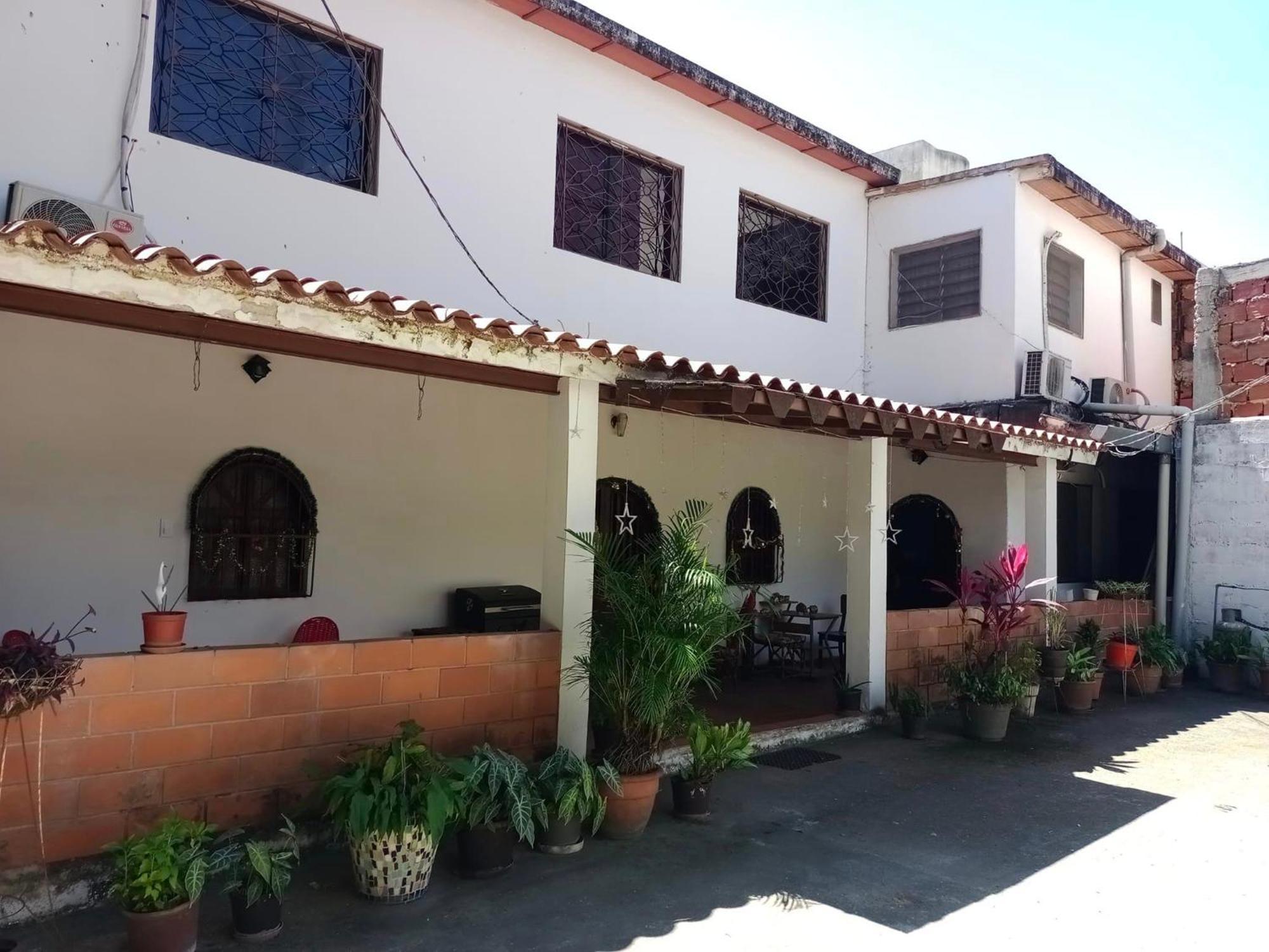 Donde Rafa Hotell Maracay Exteriör bild